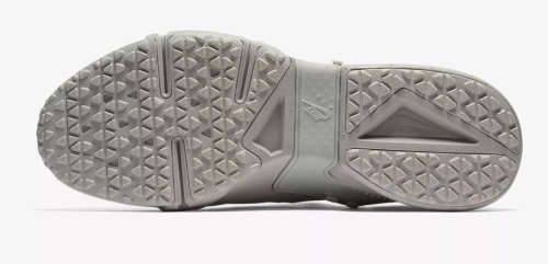 Sneakers Original Mens Nike AIR HUARACHE DRIFT AH7334 001 Size UK 8 9 10 SA 8 9 10 was sold for 920.00 on 21 Mar at 21 32 by Seal The Deal in Johannesburg ID 332439068